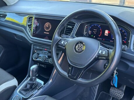 Volkswagen T-Roc SEL TSI 4MOTION DSG 8