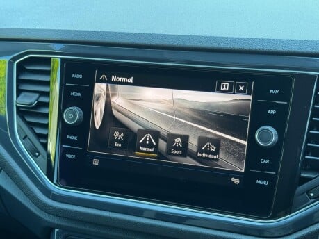 Volkswagen T-Roc SEL TSI 4MOTION DSG 22