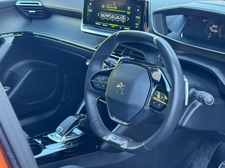 Peugeot 2008 PURETECH S/S GT 5
