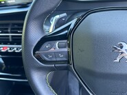 Peugeot 2008 PURETECH S/S GT 9