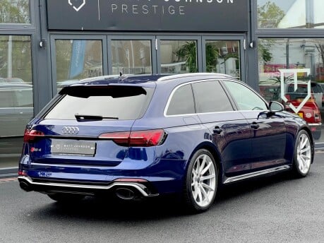 Audi RS4 RS 4 TFSI QUATTRO 7
