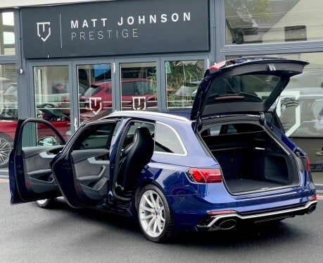 Audi RS4 RS 4 TFSI QUATTRO 9