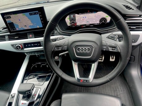 Audi RS4 RS 4 TFSI QUATTRO 12