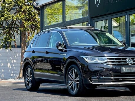Volkswagen Tiguan ELEGANCE TSI DSG 17