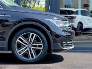Volkswagen Tiguan ELEGANCE TSI DSG 21