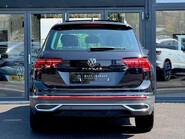 Volkswagen Tiguan ELEGANCE TSI DSG 23