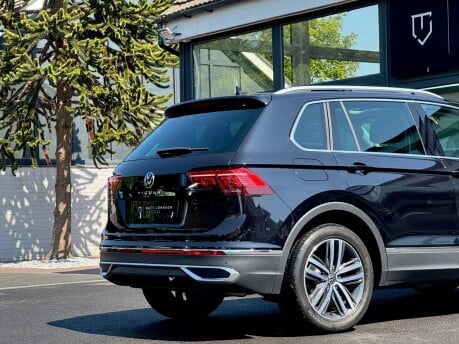 Volkswagen Tiguan ELEGANCE TSI DSG 32