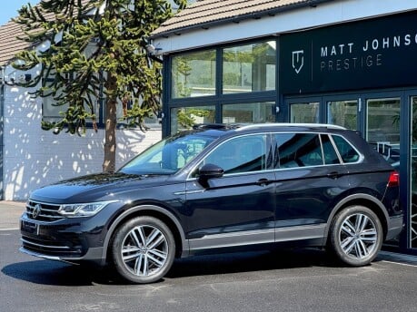 Volkswagen Tiguan ELEGANCE TSI DSG 34