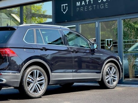 Volkswagen Tiguan ELEGANCE TSI DSG 44