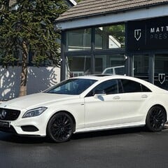 Mercedes-Benz CLS CLS220 D AMG LINE PREMIUM PLUS 2
