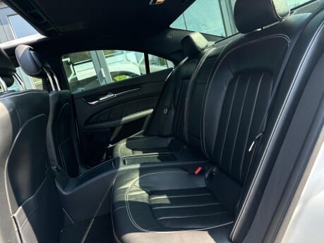 Mercedes-Benz CLS CLS220 D AMG LINE PREMIUM PLUS 24