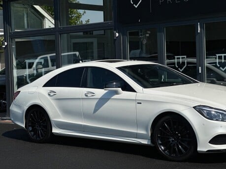 Mercedes-Benz CLS CLS220 D AMG LINE PREMIUM PLUS 30