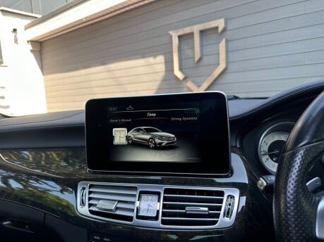 Mercedes-Benz CLS CLS220 D AMG LINE PREMIUM PLUS 35