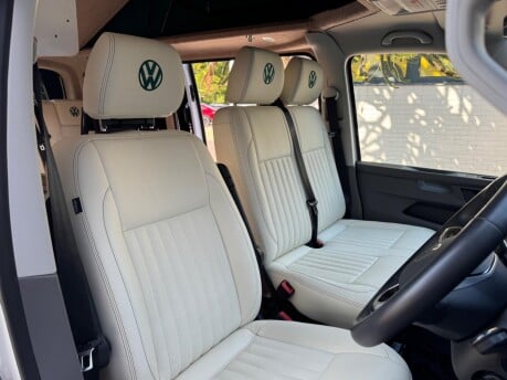 Volkswagen Transporter T28 TDI P/V HIGHLINE 3