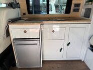 Volkswagen Transporter T28 TDI P/V HIGHLINE 16