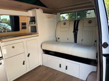 Volkswagen Transporter T28 TDI P/V HIGHLINE 18
