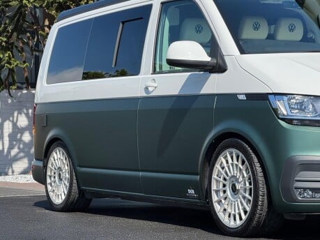 Volkswagen Transporter T28 TDI P/V HIGHLINE 19