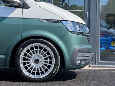 Volkswagen Transporter T28 TDI P/V HIGHLINE 27