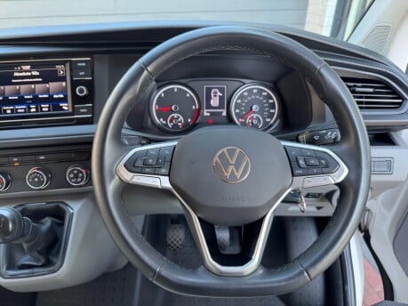 Volkswagen Transporter T28 TDI P/V HIGHLINE 35
