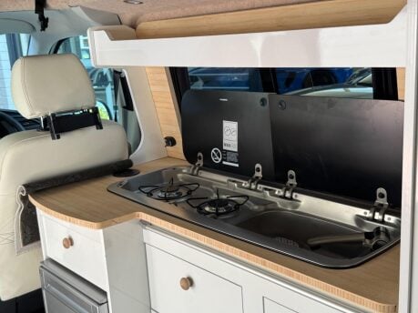 Volkswagen Transporter T28 TDI P/V HIGHLINE 28