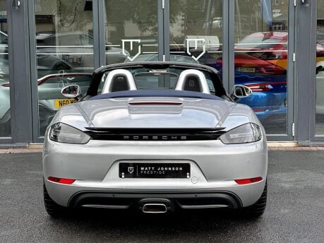 Porsche 718 BOXSTER PDK 15
