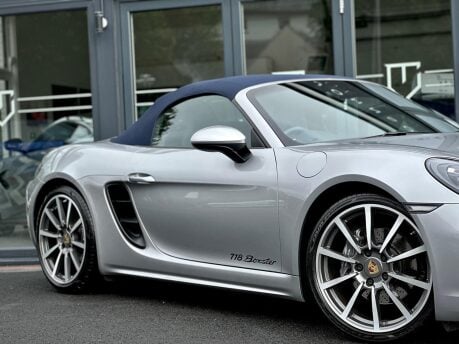 Porsche 718 BOXSTER PDK 23