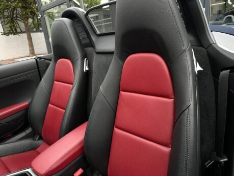 Porsche 718 BOXSTER PDK 29