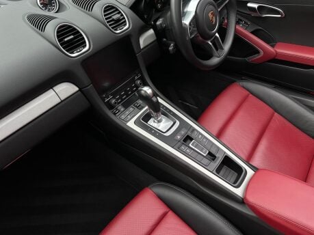 Porsche 718 BOXSTER PDK 53