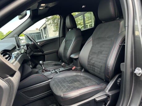 Ford Kuga ST-LINE FIRST EDITION ECOBLUE MHEV 6