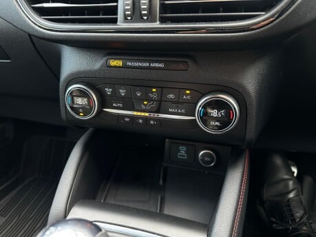 Ford Kuga ST-LINE FIRST EDITION ECOBLUE MHEV 39