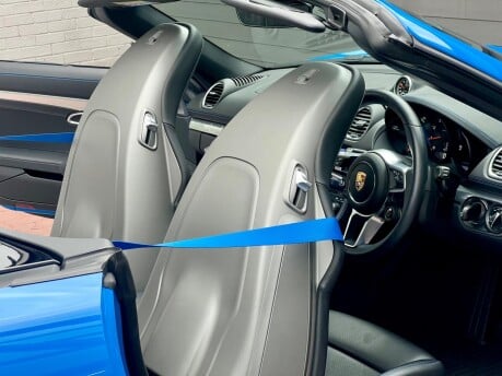 Porsche 718 BOXSTER STYLE EDITION PDK 32