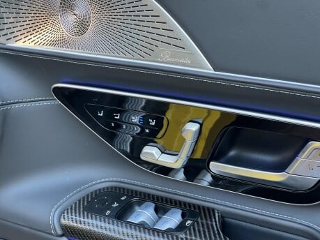 Mercedes-Benz SL Series AMG SL 63 4MATICPLUS PERFORMANCE 9