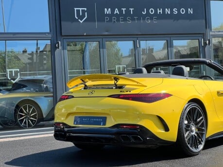 Mercedes-Benz SL Series AMG SL 63 4MATICPLUS PERFORMANCE 36