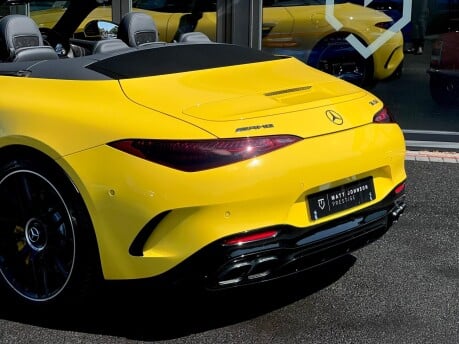 Mercedes-Benz SL Series AMG SL 63 4MATICPLUS PERFORMANCE 34