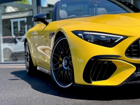 Mercedes-Benz SL Series AMG SL 63 4MATICPLUS PERFORMANCE 37