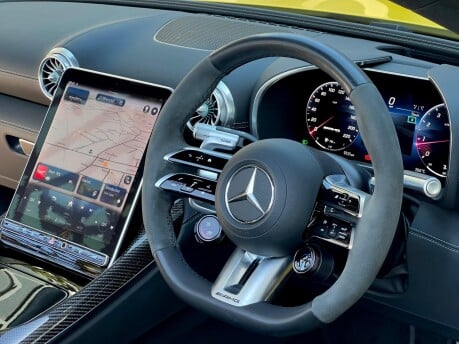 Mercedes-Benz SL Series AMG SL 63 4MATICPLUS PERFORMANCE 8