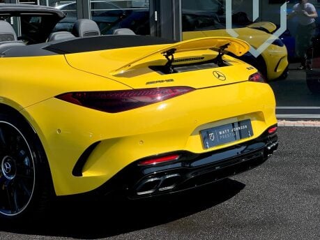 Mercedes-Benz SL Series AMG SL 63 4MATICPLUS PERFORMANCE 42