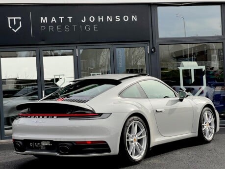 Porsche 911 CARRERA PDK 9