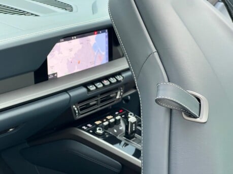 Porsche 911 CARRERA PDK 14