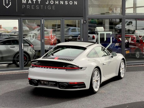 Porsche 911 CARRERA PDK 17