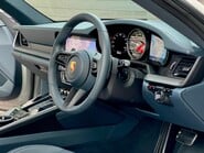 Porsche 911 CARRERA PDK 24