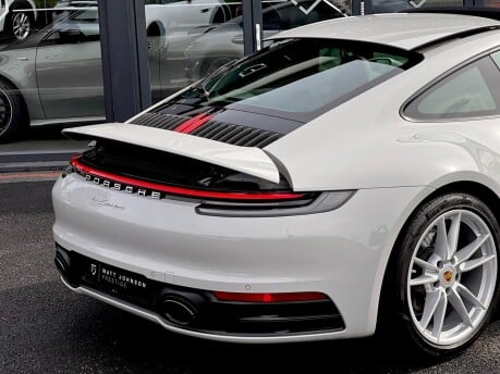 Porsche 911 CARRERA PDK 26