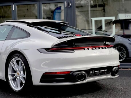 Porsche 911 CARRERA PDK 27