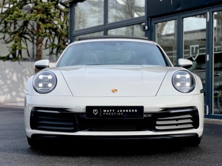 Porsche 911 CARRERA PDK 28