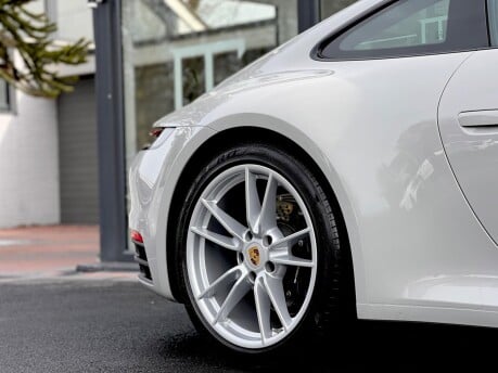 Porsche 911 CARRERA PDK 55