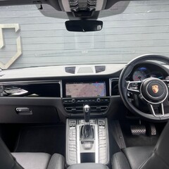 Porsche Macan S PDK 2