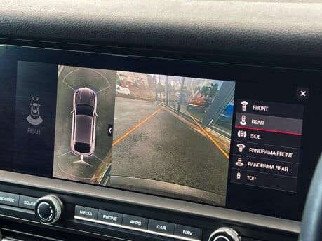 Porsche Macan S PDK 29