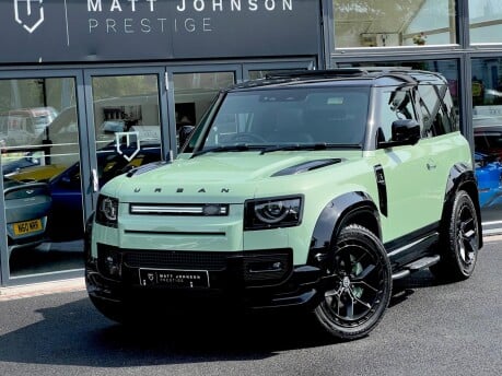 Land Rover Defender 75TH LIMITED EDITION 2