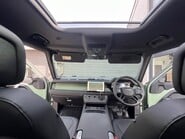 Land Rover Defender 75TH LIMITED EDITION 13
