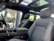 Land Rover Defender 75TH LIMITED EDITION 22